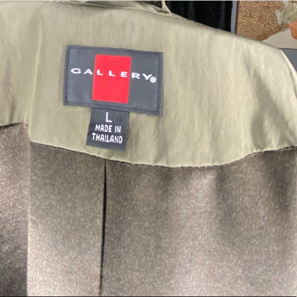 Gallery Waterproof Jacket - Picture 6 of 8